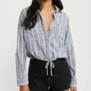 Abercrombie & Fitch Relaxed-Fit Button Down Shirt, Drawstring Hem - Women Medium